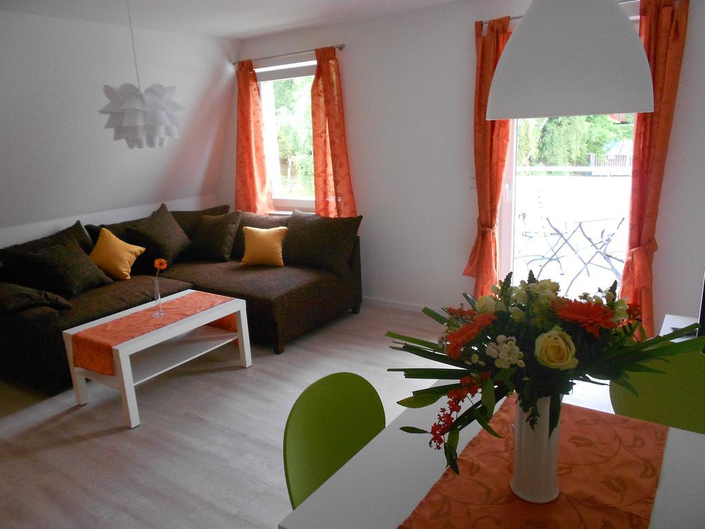 Ferienwohnungen Haus Glückauf Kölpinsee Habitación foto